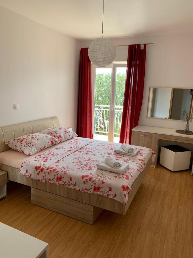Apartmani Nada Klenovica Extérieur photo