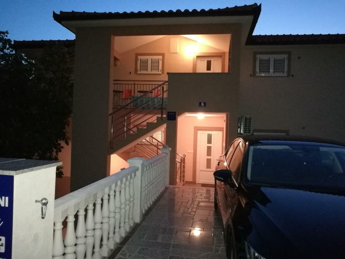 Apartmani Nada Klenovica Extérieur photo