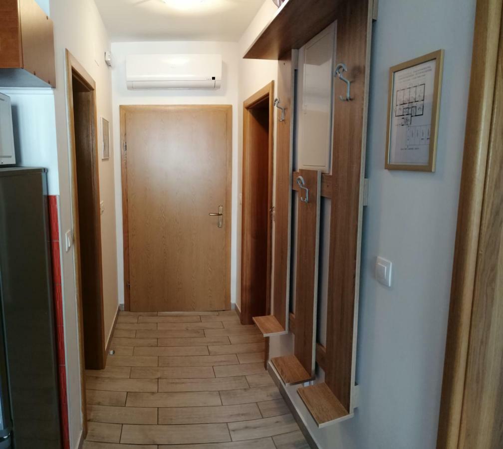 Apartmani Nada Klenovica Extérieur photo